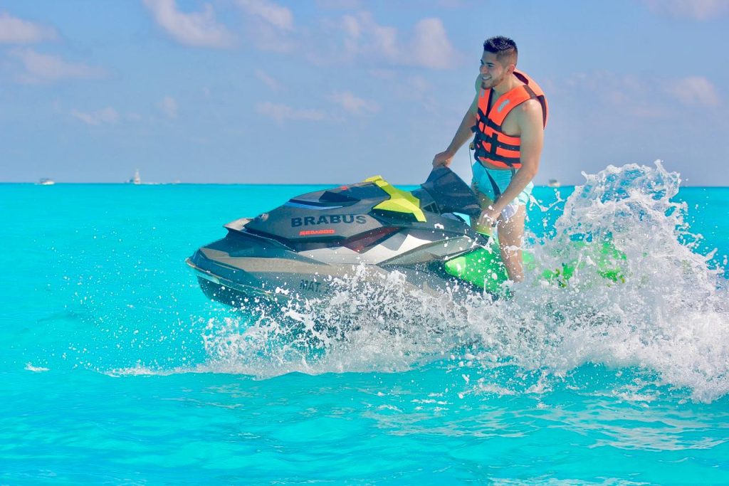 cancun jetskis